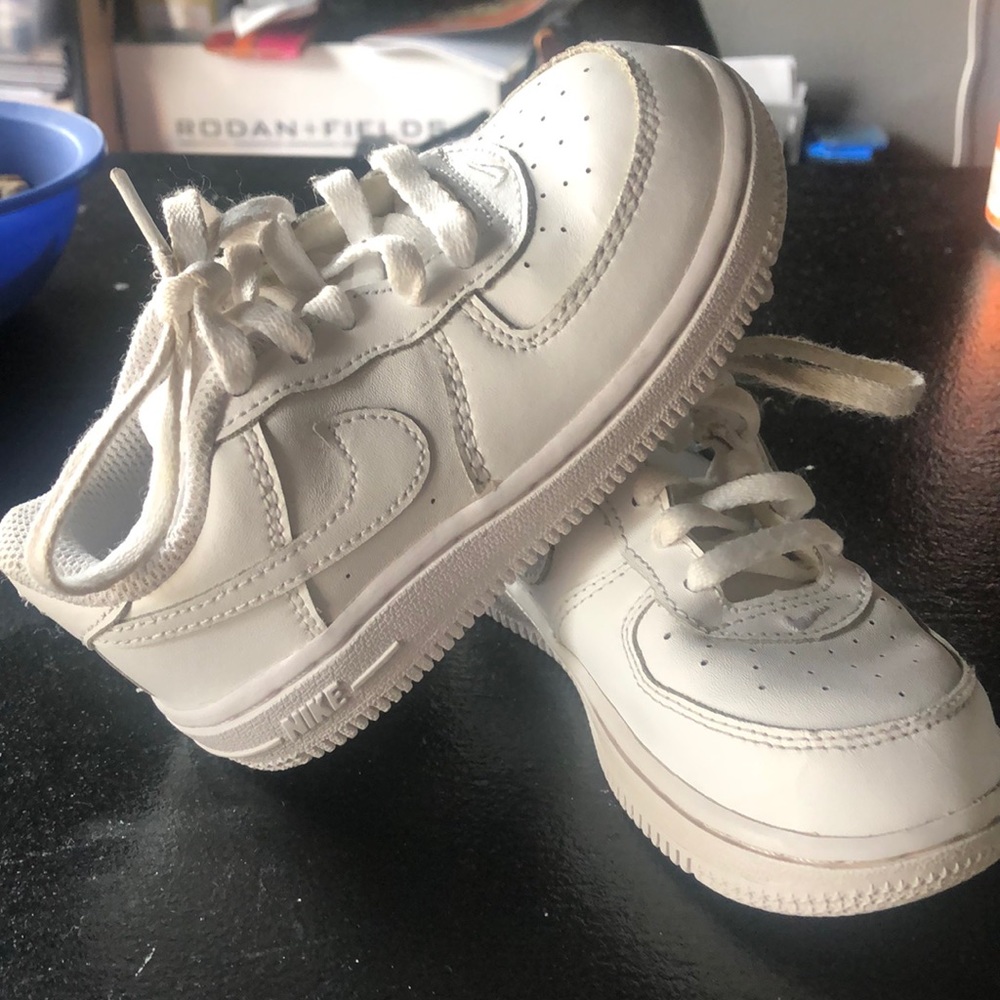 8c Nike Air Force ones